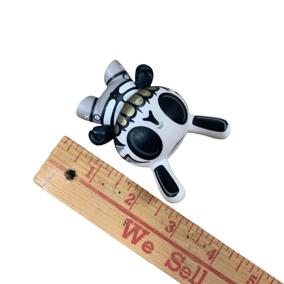 Kidrobot Dunny Series 4 MAD Big Money Chain Figure - Picture 7 of 7